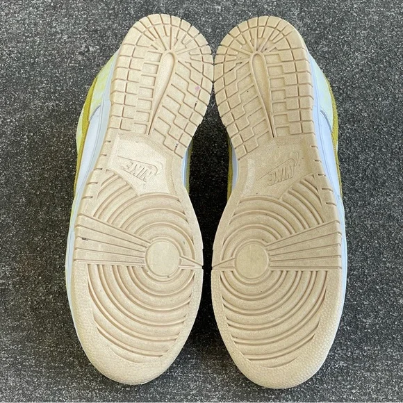 Dunk Low “Yellow Strike” - Picture 9 of 13